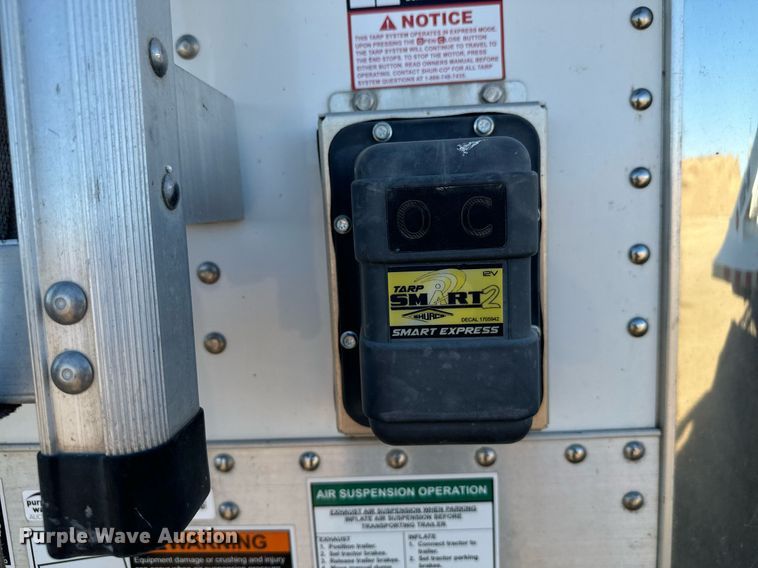 image for item DX3636 2023 Wilson DWH-700 grain trailer