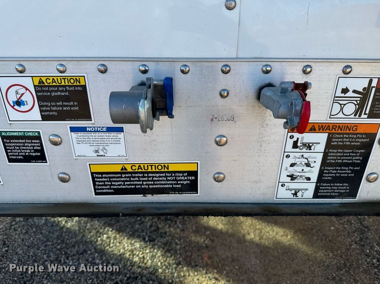 image for item DX3636 2023 Wilson DWH-700 grain trailer