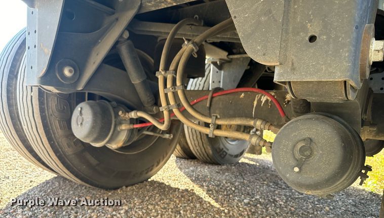 image for item DX3636 2023 Wilson DWH-700 grain trailer