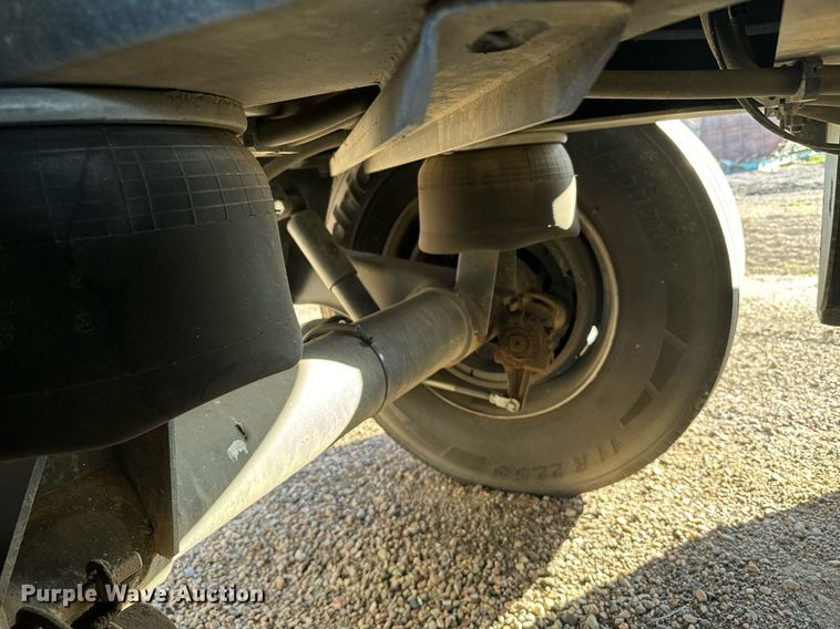 image for item DX3636 2023 Wilson DWH-700 grain trailer