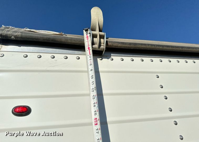 image for item DX3636 2023 Wilson DWH-700 grain trailer