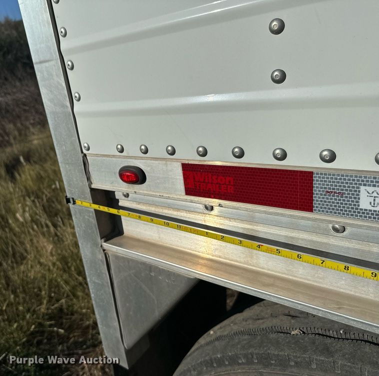 image for item DX3636 2023 Wilson DWH-700 grain trailer