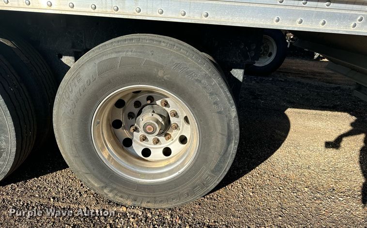 image for item DX3636 2023 Wilson DWH-700 grain trailer