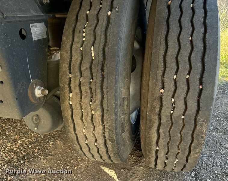 image for item DX3636 2023 Wilson DWH-700 grain trailer