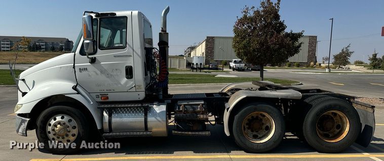 image for item DX3698 2007 International  8600 semi truck