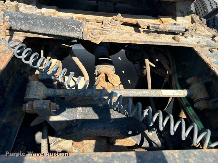 image for item DX3698 2007 International  8600 semi truck