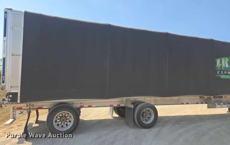 image for item EE7800 2021 Extreme side curtain trailer