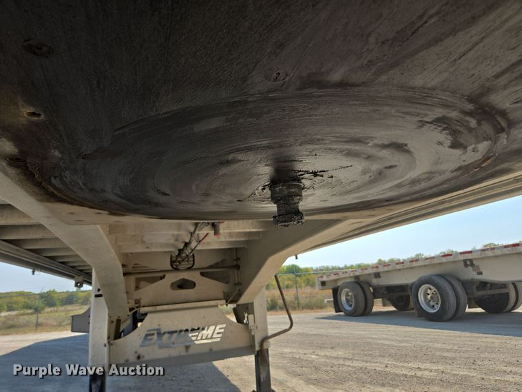 image for item EE7800 2021 Extreme side curtain trailer