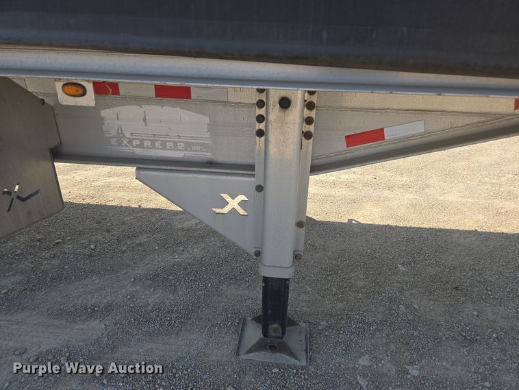 image for item EE7800 2021 Extreme side curtain trailer