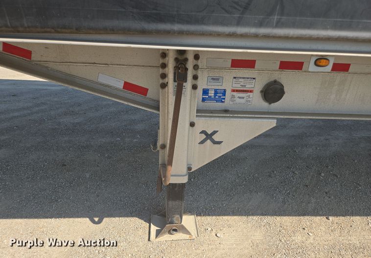 image for item EE7800 2021 Extreme side curtain trailer