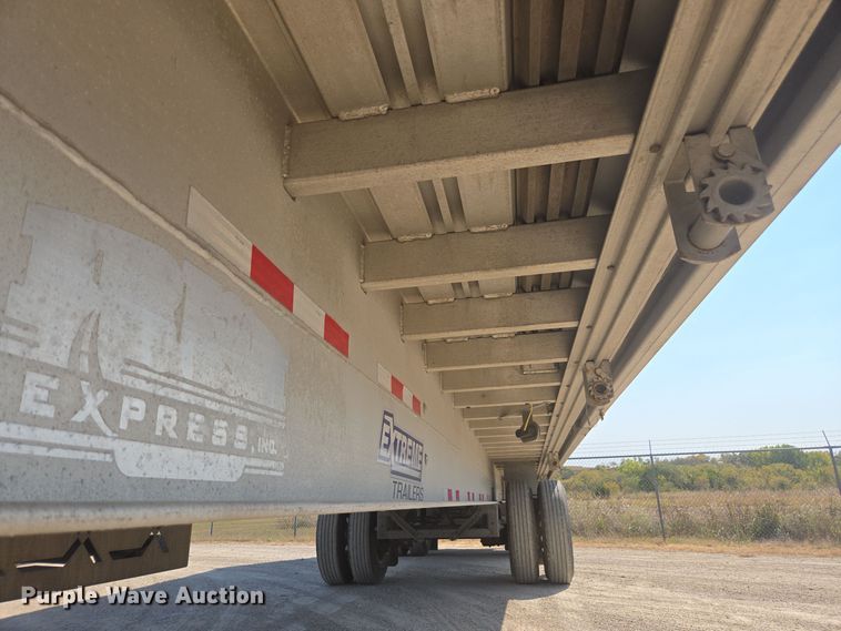 image for item EE7800 2021 Extreme side curtain trailer