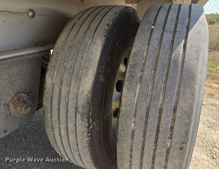 image for item EE7800 2021 Extreme side curtain trailer