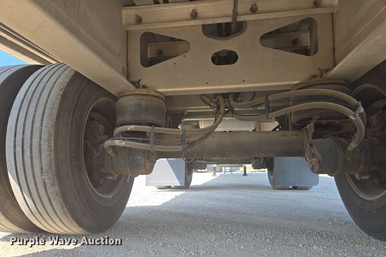 image for item EE7800 2021 Extreme side curtain trailer