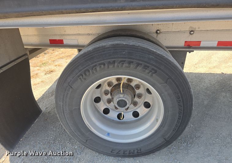 image for item EE7800 2021 Extreme side curtain trailer