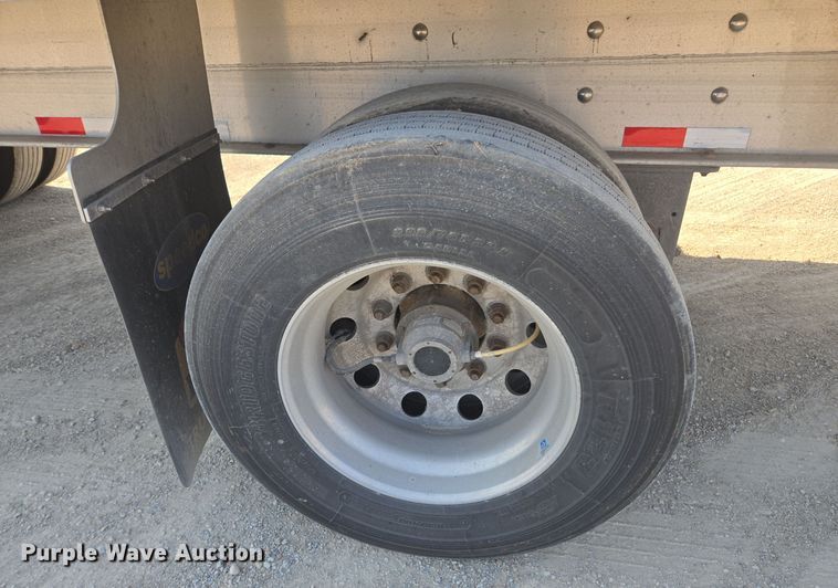 image for item EE7800 2021 Extreme side curtain trailer