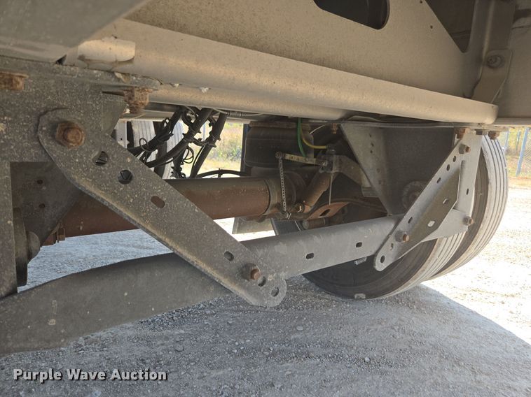 image for item EE7800 2021 Extreme side curtain trailer