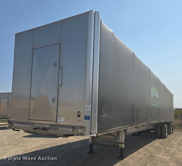 image for item EE7802 2021 Extreme side curtain trailer