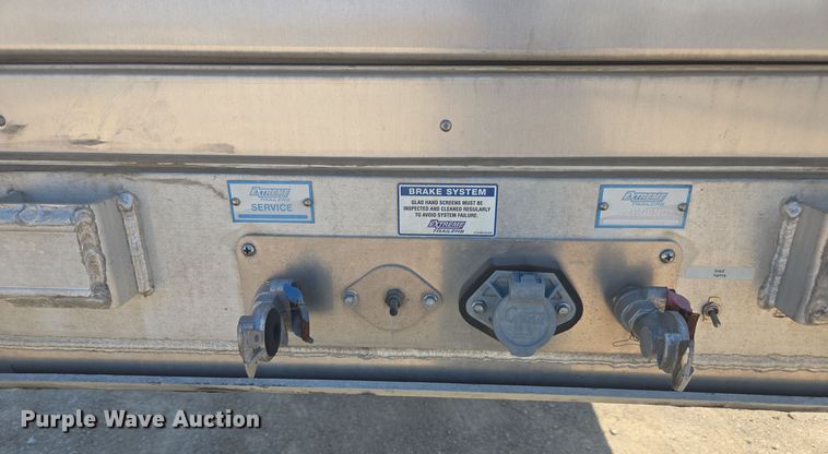 image for item EE7802 2021 Extreme side curtain trailer