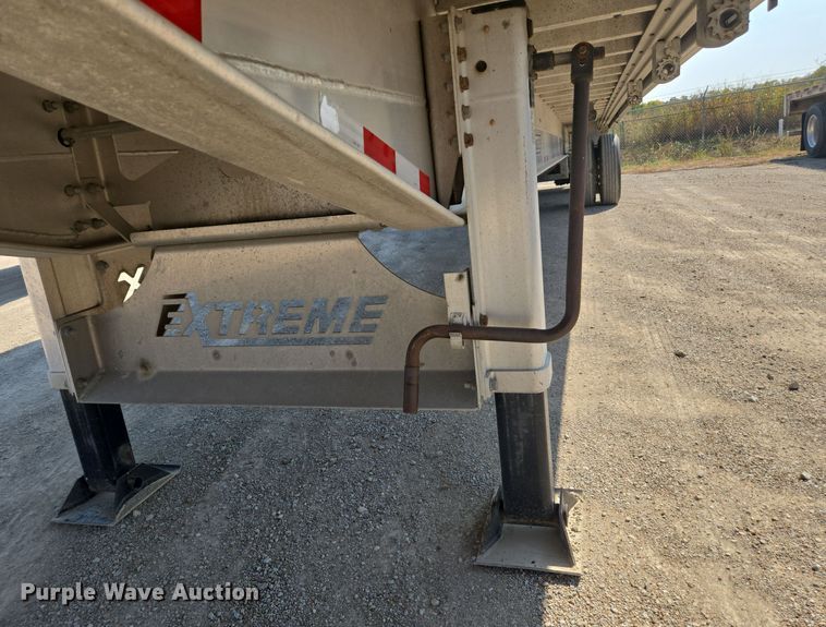 image for item EE7802 2021 Extreme side curtain trailer