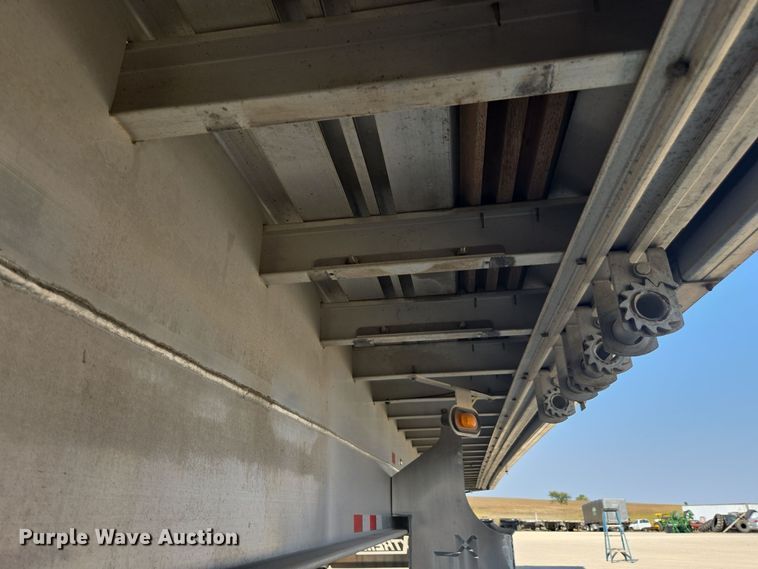 image for item EE7802 2021 Extreme side curtain trailer