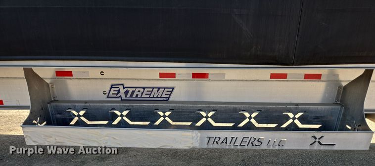 image for item EE7802 2021 Extreme side curtain trailer