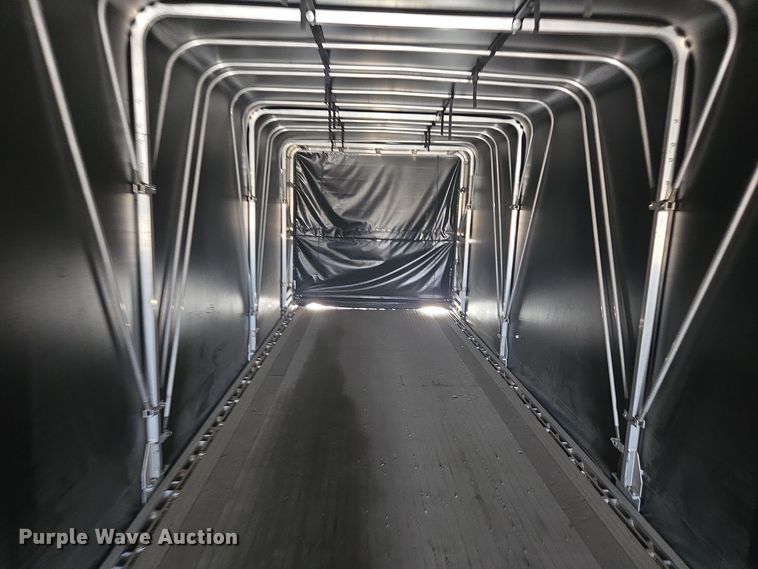 image for item EE7802 2021 Extreme side curtain trailer