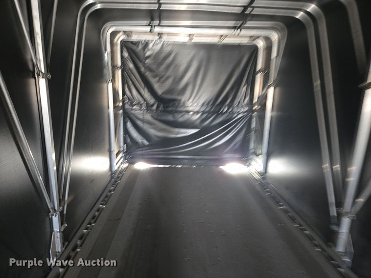 image for item EE7802 2021 Extreme side curtain trailer