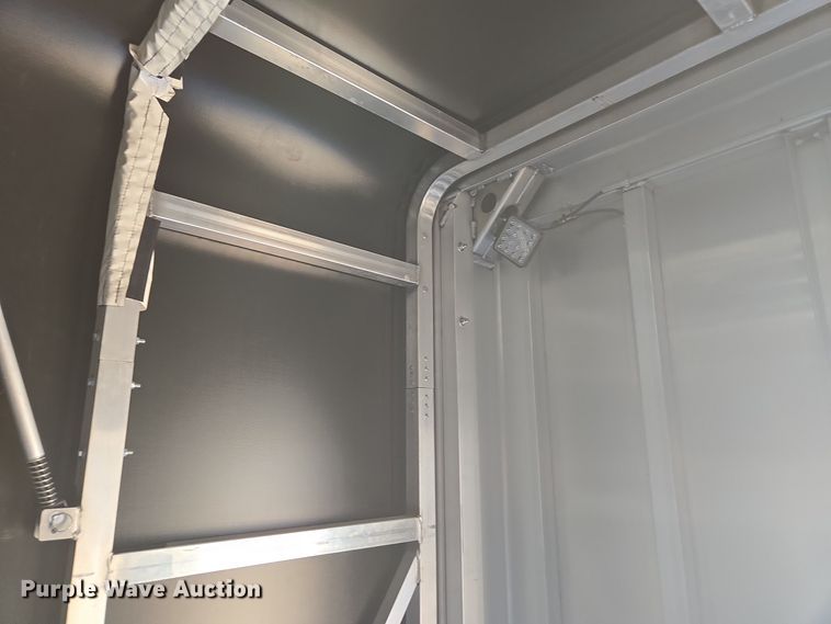 image for item EE7802 2021 Extreme side curtain trailer