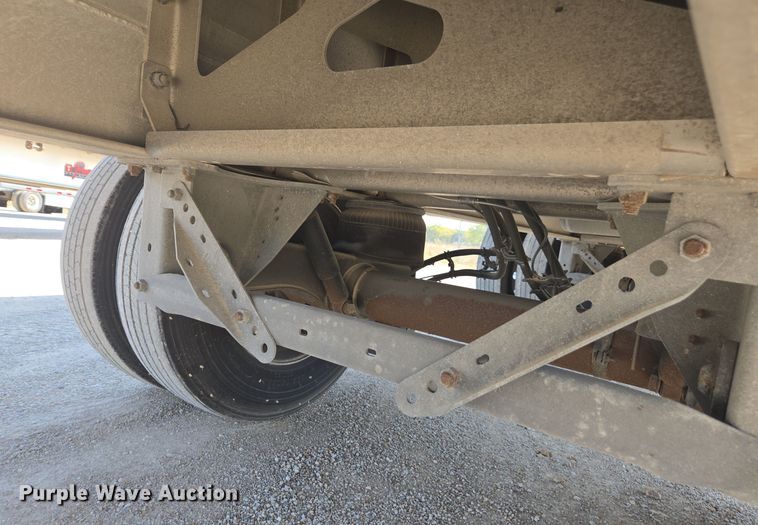 image for item EE7802 2021 Extreme side curtain trailer