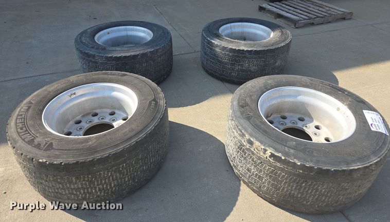 image for item EE7811 (4) Michelin 445/50R22.5 tires and wheels