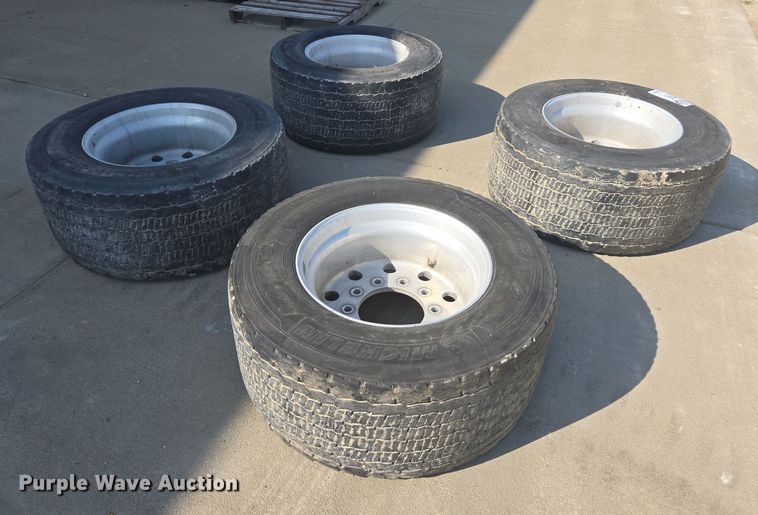 image for item EE7811 (4) Michelin 445/50R22.5 tires and wheels