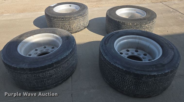 image for item EE7811 (4) Michelin 445/50R22.5 tires and wheels