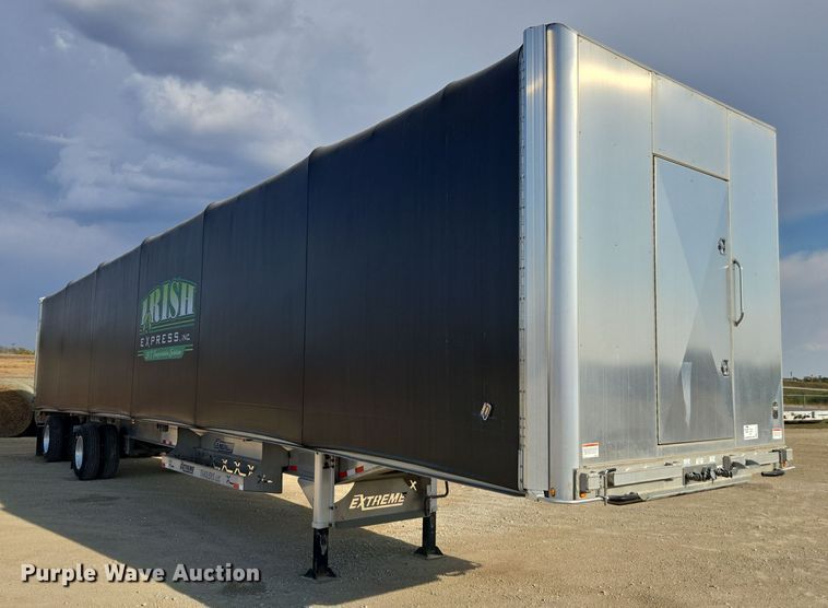 image for item EE7831 2021 Extreme side curtain trailer