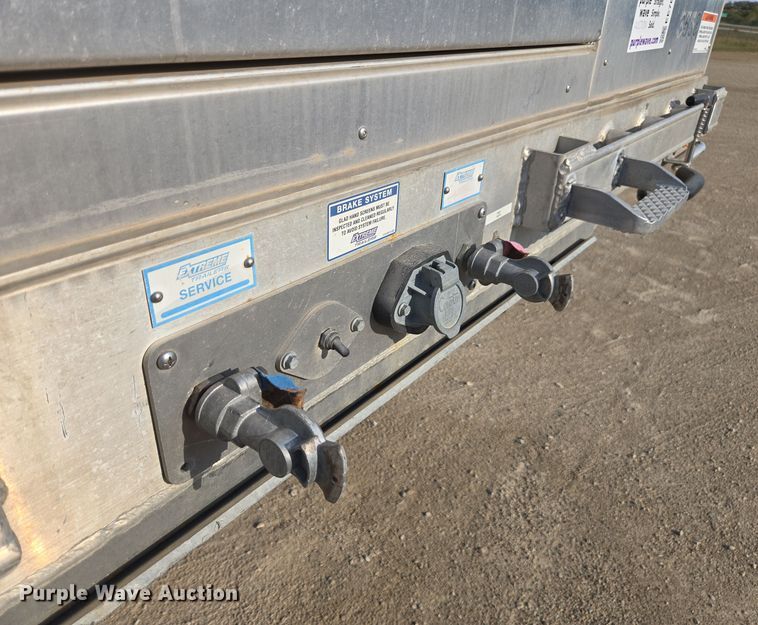 image for item EE7831 2021 Extreme side curtain trailer