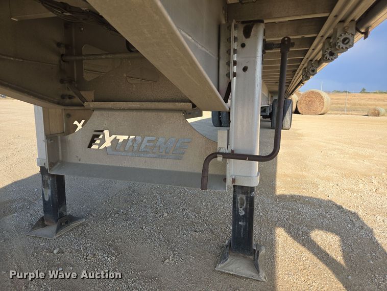 image for item EE7831 2021 Extreme side curtain trailer