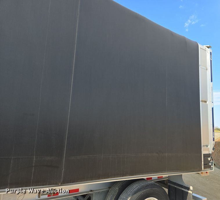 image for item EE7831 2021 Extreme side curtain trailer