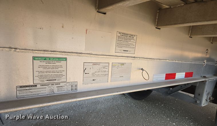 image for item EE7831 2021 Extreme side curtain trailer