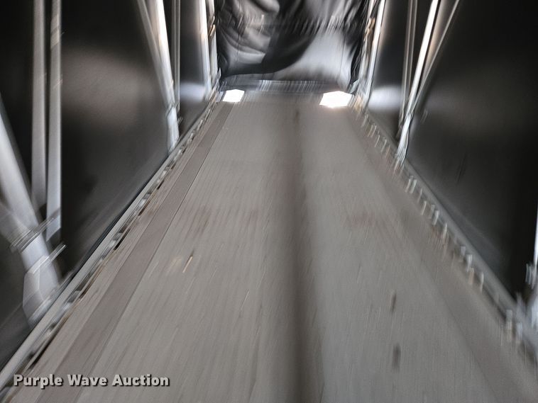 image for item EE7831 2021 Extreme side curtain trailer