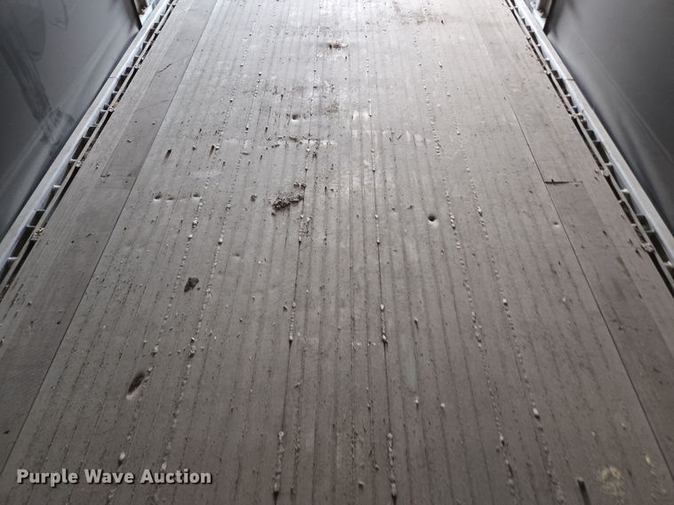 image for item EE7831 2021 Extreme side curtain trailer