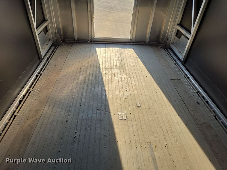 image for item EE7831 2021 Extreme side curtain trailer