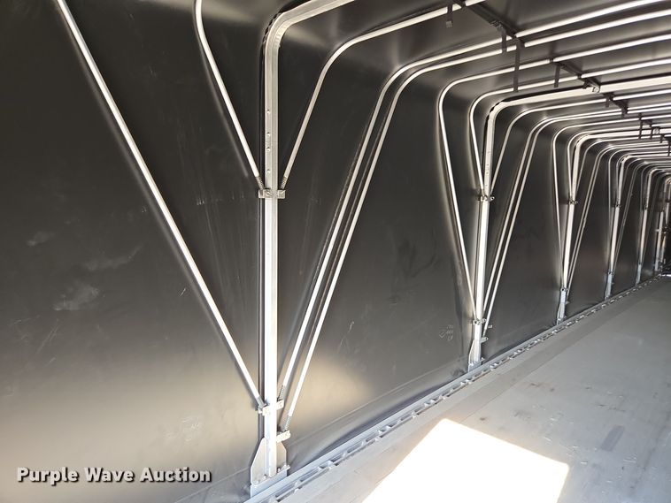 image for item EE7831 2021 Extreme side curtain trailer