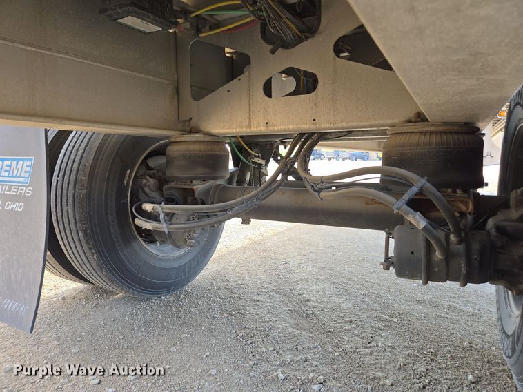 image for item EE7831 2021 Extreme side curtain trailer