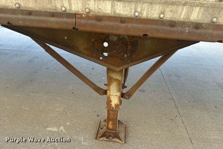 image for item EE7837 1990 Strick dry van trailer