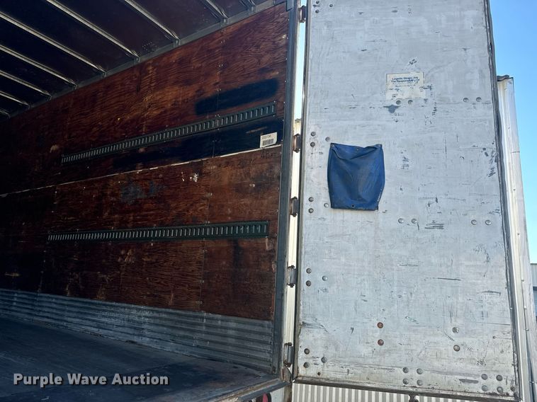 image for item EE7837 1990 Strick dry van trailer