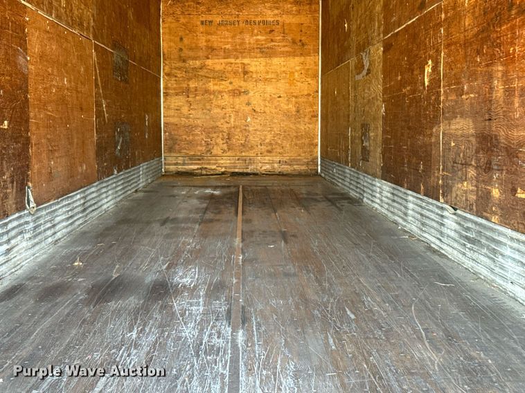 image for item EE7837 1990 Strick dry van trailer