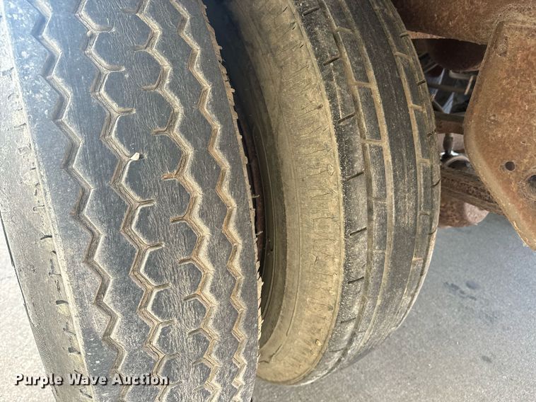 image for item EE7837 1990 Strick dry van trailer