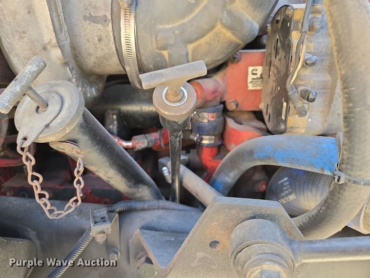 image for item EE8568 2010 International  8600 semi truck