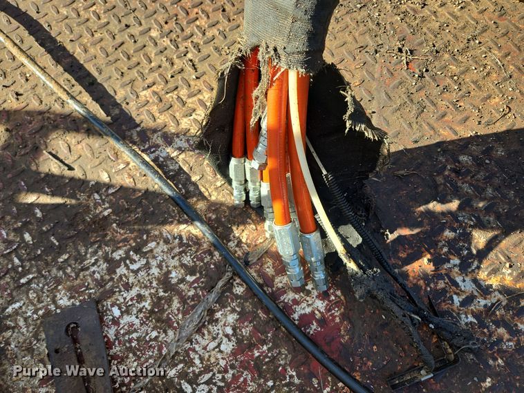 image for item EE8577 1993 GMC  TopKick bucket truck