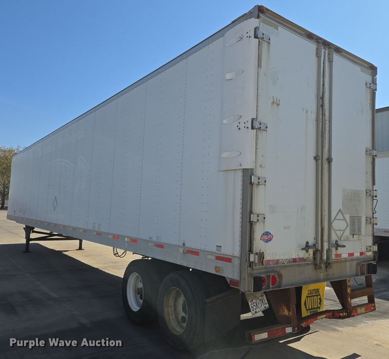 image for item EE8660 2007 Utility Trailer dry van trailer