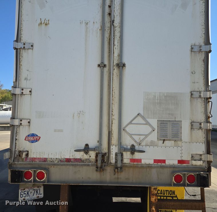 image for item EE8660 2007 Utility Trailer dry van trailer